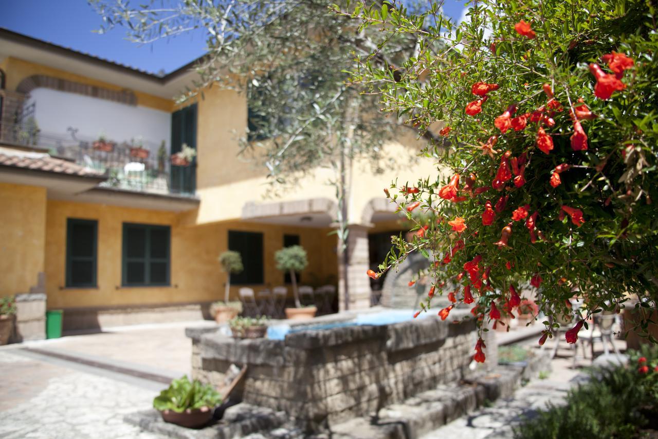 Hotel Da Benedetta Vetralla